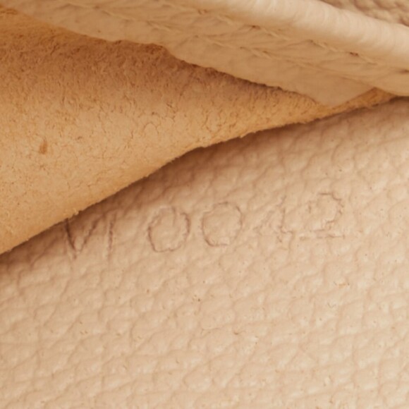 Louis Vuitton Trousse Brush GM Canvas Vanity Bag M47505 in Good condition - Picture 12 of 13